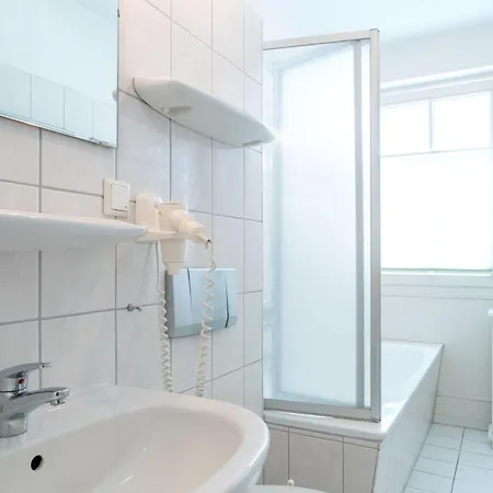 727, Seepark * Sellin (Rugen)